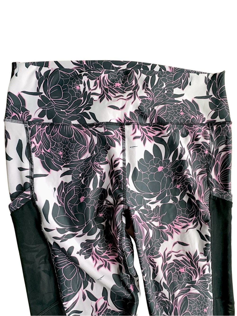 GURU ACTIVE NWOT FLORAL LEGGING PINK & BLACK SIDE & INTERIOR POCKETS | LARGE - Picture 2 of 11